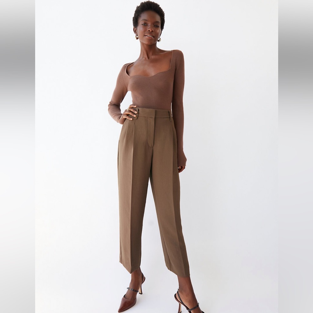 Aritzia Wilfred cropped effortless pants in caramelized walnut